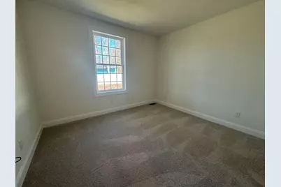 6B Dearborn Circle, Goffstown, NH 03045 - Photo 10