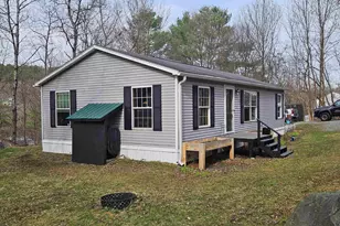 410 South St, Littleton, NH 03561 - Photo 2
