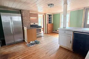 222 N Main St, Newport, NH 03773 - Photo 12