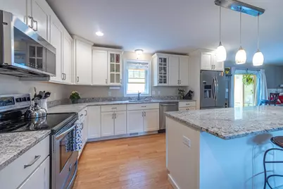 23 Valleyview Drive, Merrimack, NH 03054 - Photo 12