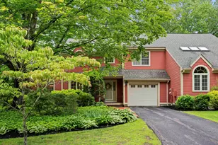 60 Peninsula Dr, Stratham, NH 03885 - Photo 4