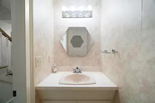 60 Peninsula Dr, Stratham, NH 03885 - Photo 12