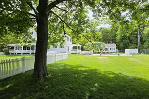 375 S Main St, Wolfeboro, NH 03894 - Photo 4