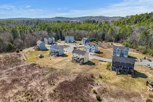 14 Waterford Dr, Raymond, NH 03077 - Photo 54