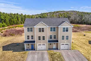 14 Waterford Dr, Raymond, NH 03077 - Photo 1