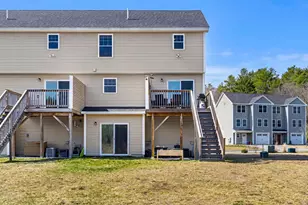 14 Waterford Dr, Raymond, NH 03077 - Photo 12