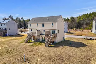 14 Waterford Dr, Raymond, NH 03077 - Photo 10