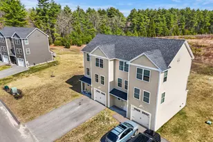 14 Waterford Dr, Raymond, NH 03077 - Photo 8