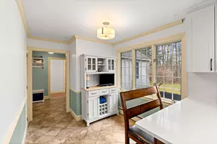 25 West Dr, Bedford, NH 03110 - Photo 12