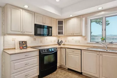 9 Umbrella Point, Wolfeboro, NH 03894 - Photo 12