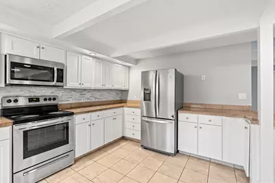 214 Maplehurst Avenue, Manchester, NH 03104 - Photo 20