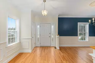 9 Steeple View Dr, Atkinson, NH 03811 - Photo 8