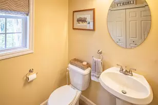 7 Hawthorne Cir, Somersworth, NH 03878 - Photo 18