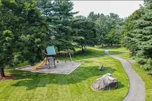 12 Heather Ct, Nashua, NH 03062 - Photo 24