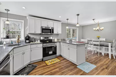 9 Dawson Avenue, Salem, NH 03079 - Photo 14