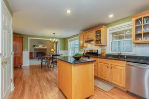 14 Ganley Dr, Salem, NH 03079 - Photo 10