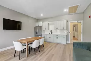 10100 S Willow St, Manchester, NH 03103 - Photo 34