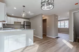 57 Dunns Bridge Ln, Dover, NH 03820 - Photo 2