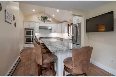 29 Dickerman Street, Nashua, NH 03060 - Photo 10