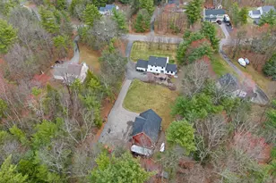 13 Newstead St, Litchfield, NH 03052 - Photo 4