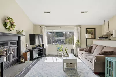 11 Olympia Circle, Nashua, NH 03062 - Photo 4