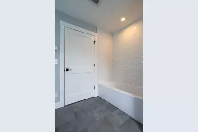 136 Locust Street #103, Dover, NH 03820 - Photo 22
