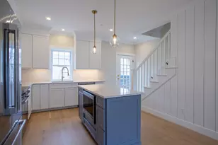 136 Locust St, Dover, NH 03820 - Photo 8