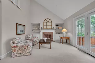 56 Peninsula Dr, Stratham, NH 03885 - Photo 14