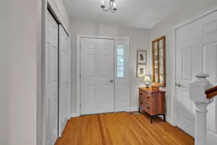 56 Peninsula Dr, Stratham, NH 03885 - Photo 2