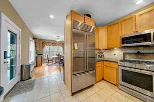 7 Moulton St, Raymond, NH 03077 - Photo 2