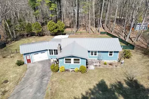 17 Rockrimmon Rd, Kingston, NH 03848 - Photo 2