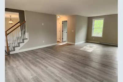 10 Phyllis Avenue, Raymond, NH 03077 - Photo 8