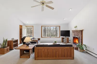 3 Cardinal Circle Circle, Londonderry, NH 03053 - Photo 8