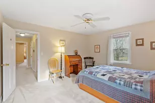 17 Bicentennial Dr, Nashua, NH 03062 - Photo 24