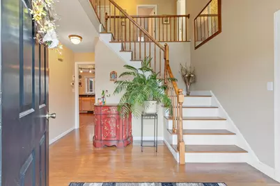 17 Bicentennial Drive, Nashua, NH 03062 - Photo 2