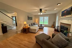 28 Fieldstone Dr, Dover, NH 03820 - Photo 10