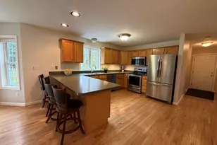 28 Fieldstone Dr, Dover, NH 03820 - Photo 2