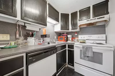 1268 Hanover Street, Manchester, NH 03104 - Photo 10