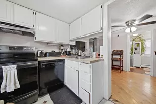 1268 Hanover St, Manchester, NH 03104 - Photo 28