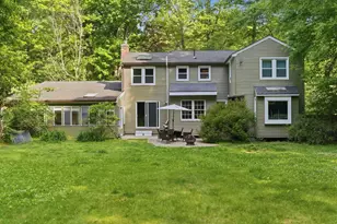 26 Wedgewood Dr, Londonderry, NH 03053 - Photo 32