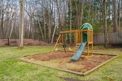 26 Wedgewood Drive, Londonderry, NH 03053 - Photo 44