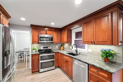 26 Wedgewood Drive, Londonderry, NH 03053 - Photo 8