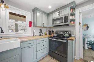 31 Hill St, Dover, NH 03820 - Photo 12