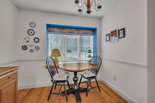 56 Peninsula Dr, Stratham, NH 03885 - Photo 4