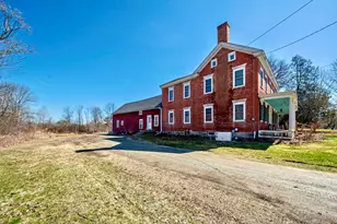 115 Court St, Haverhill, NH 03765 - Photo 4