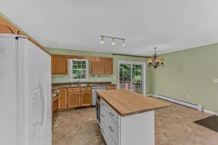 61 Forest Gln, Littleton, NH 03561 - Photo 8