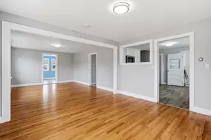 60 Pine Hill Rd, Nashua, NH 03063 - Photo 4