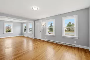 60 Pine Hill Rd, Nashua, NH 03063 - Photo 2