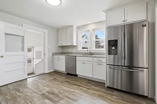 60 Pine Hill Rd, Nashua, NH 03063 - Photo 8