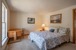 8 Veterans Rd, Amherst, NH 03031 - Photo 22